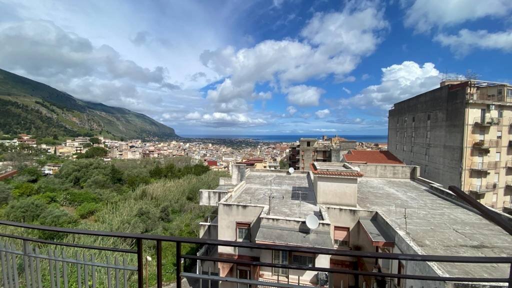 Vista - Apartment via Rosolino Pilo, Carini - photo 3