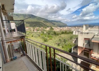Balcone - Apartment via Rosolino Pilo, Carini - photo 1