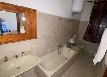 Bagno - Apartment via Rosolino Pilo, Carini - photo 13