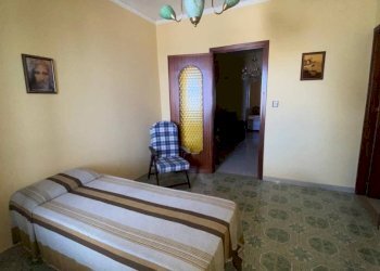 Camera da letto - Apartment via Rosolino Pilo, Carini - photo 14