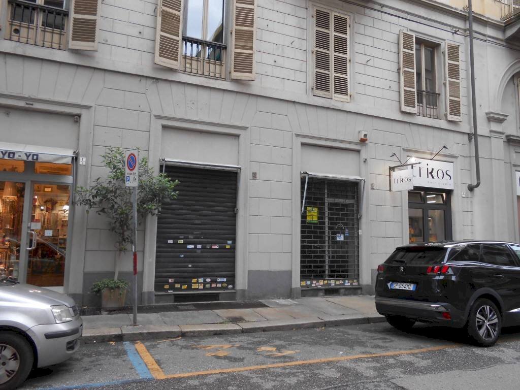 Facciata - Shop via Alberto Nota, 1, Torino (neighborhood Centro) - photo 2