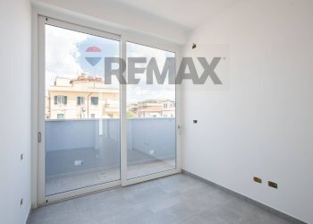 Stanza vuota - Trilocale Via Sassonegro
 
64, Roma - foto 18