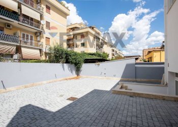 Terrazza - Trilocale Via Sassonegro
64, Roma - foto 5