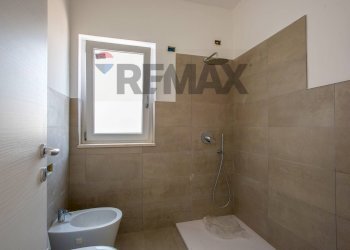Bagno - Trilocale Via Sassonegro
64, Roma - foto 33