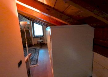 Corridoio - Three-room apartment Frazione Grand Crè, Sarre - photo 36