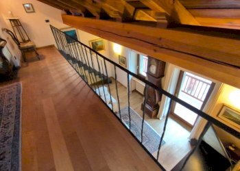 Interno palazzo - Three-room apartment Frazione Grand Crè, Sarre - photo 47