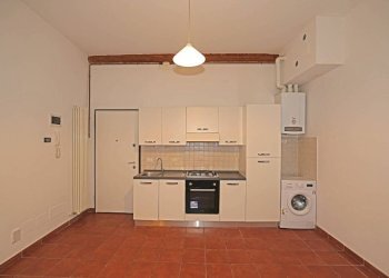 Cucina - Bilocale via San Vitale, Bologna (zona Centro Storico) - foto 5