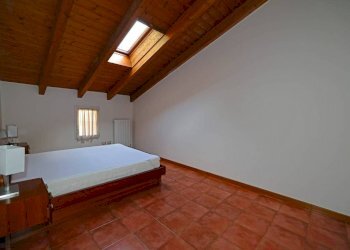 Camera da letto - Attico via Capo di Lucca, Bologna (zona Irnerio) - foto 12