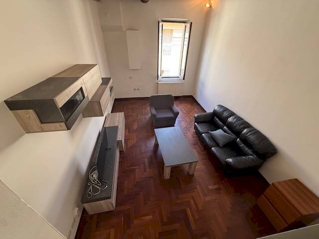 Salone - Trilocale via Bartolomeo Carandini, Modena (zona Centro Storico) - foto 1
