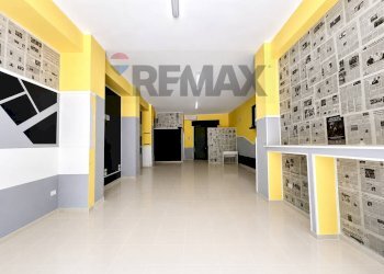 Ricezione / Lobby - Locale Commerciale via trieste
14, Rende - foto 2