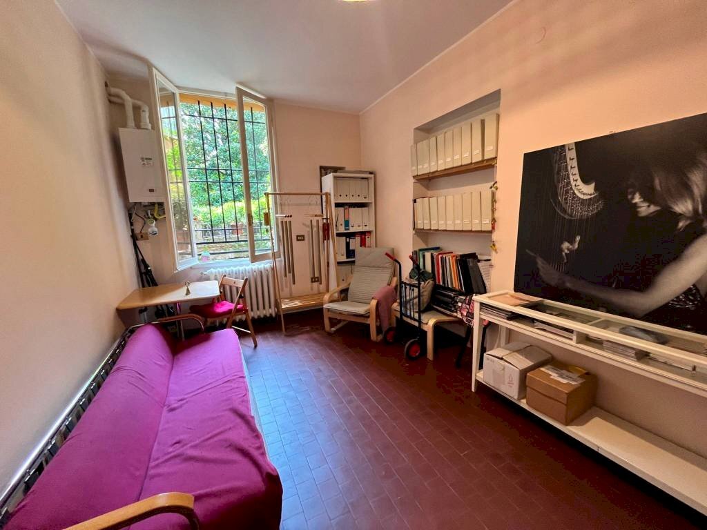 Camera da letto - Office via Castiglione, 28, Bologna (neighborhood Colli) - photo 1