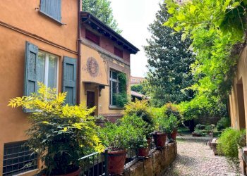 Cortile interno - Office via Castiglione, 28, Bologna (neighborhood Colli) - photo 12