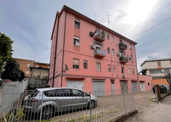 Facciata - Four-room apartment viale Carlo Pisacane, Imola - photo 27