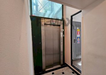 Ricezione / Lobby - Three-room apartment Salita San Bartolomeo Carmine
 
11, Genova - photo 28