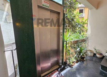 Balcone - Three-room apartment Salita San Bartolomeo Carmine
 
11, Genova - photo 34