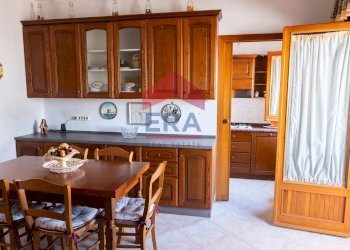 Cucina - Quadrilocale via Orti
10, Trapani - foto 33