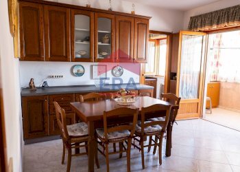 Cucina - Quadrilocale via Orti
10, Trapani - foto 34