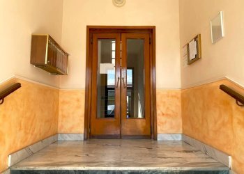 Interno palazzo - Bilocale via Monte Zovetto, 24, Cuneo (zona Centro) - foto 2