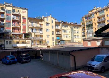 Cortile interno - Bilocale via Monte Zovetto, 24, Cuneo (zona Centro) - foto 14