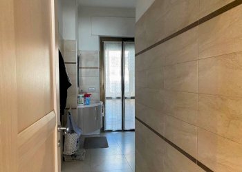 Bagno - Bilocale via Monte Zovetto, 24, Cuneo (zona Centro) - foto 5