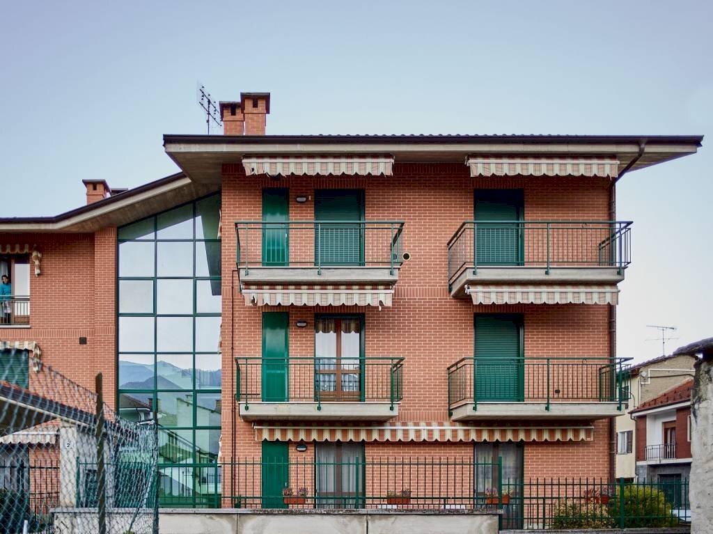 Facciata - Bilocale via Barge, 9, Paesana - foto 2