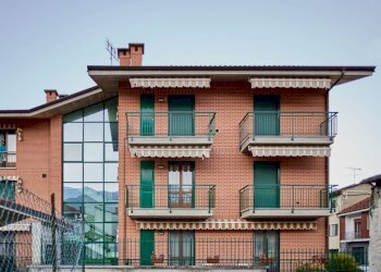 Facciata - Bilocale via Barge, 9, Paesana - foto 2