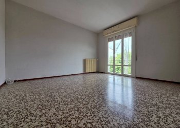 Camera da letto - Quadrilocale via Giovanni Paisiello, Parma - foto 15
