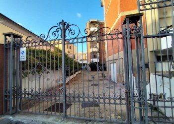 Ingresso - Appartamento via Armando Diaz, 93, Portici - foto 1
