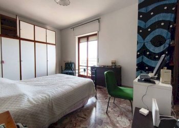 Camera da letto - Quadrilocale via Zumbini, 18, Portici - foto 18