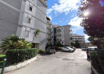 Ingresso - Quadrilocale via Zumbini, 18, Portici - foto 23