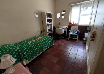 Camera da letto - Trilocale via Flotard De Lauzieres, Portici - foto 13
