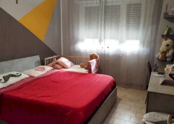 Camera da letto - Two-room apartment via Conte Luigi Torelli, 67, Sondrio - photo 8