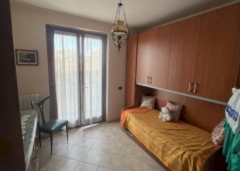 Camera da letto - Three-room apartment via Maggiore Hope, San Damiano d'Asti - photo 19