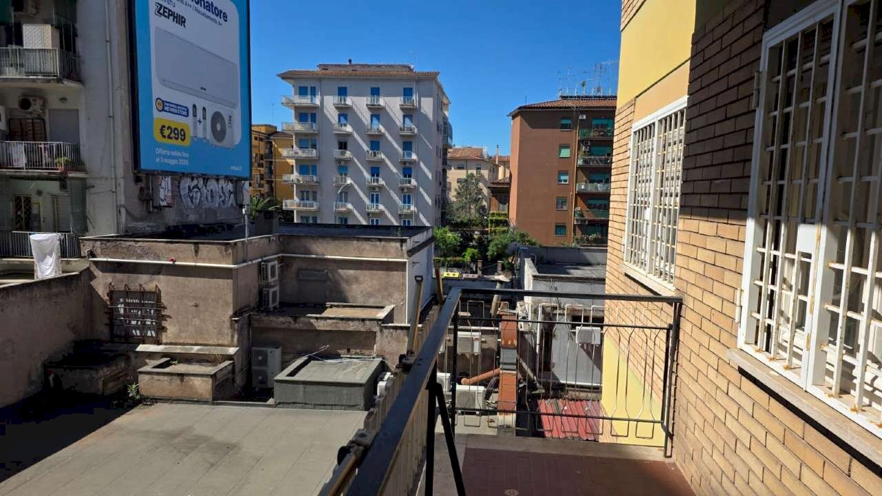 whatsapp image 2026-05-20 at 11.02.18 - Three-room apartment via Flavio Stilicone, Roma - photo 3