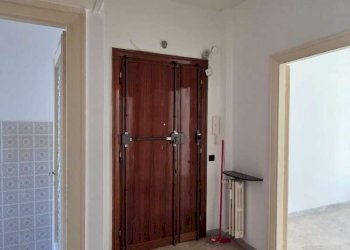 whatsapp image 2026-05-20 at 11.02.09 - Three-room apartment via Flavio Stilicone, Roma - photo 25