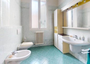 md2029-bathroom 2 - Quadrilocale via Albergati, Medicina - foto 12