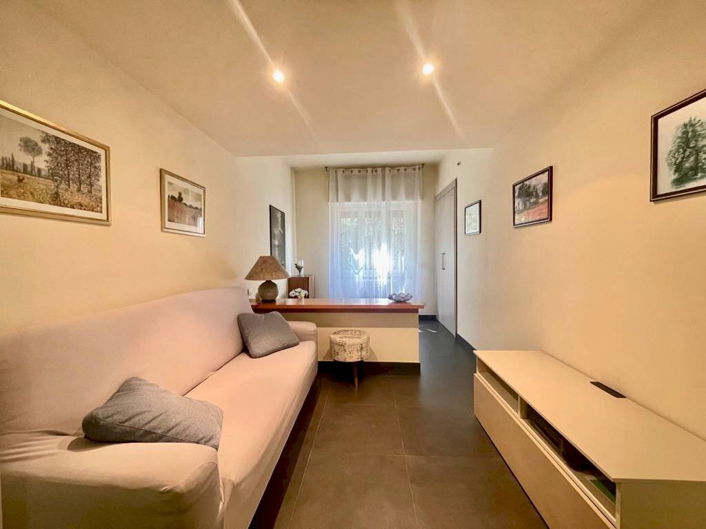 Salone - Trilocale via Gaetano Donizetti, 30, Vimercate - foto 1