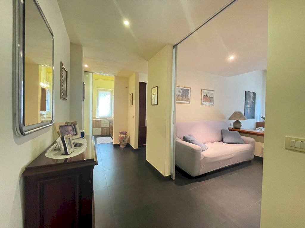 Ingresso - Trilocale via Gaetano Donizetti, 30, Vimercate - foto 2