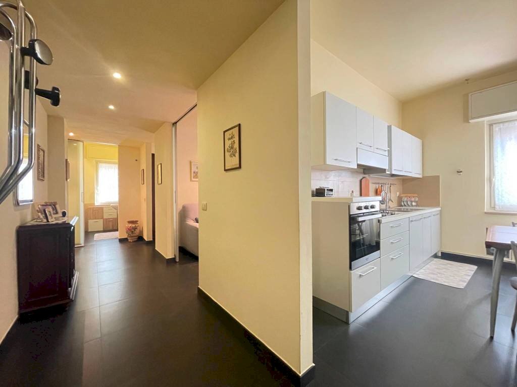 Cucina - Trilocale via Gaetano Donizetti, 30, Vimercate - foto 3