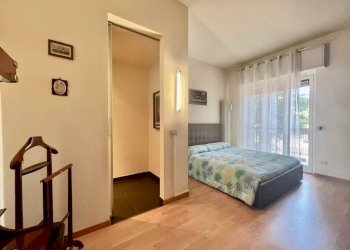 Camera da letto - Trilocale via Gaetano Donizetti, 30, Vimercate - foto 11