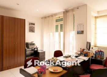 Ufficio - Quadrilocale viale di Augusto, 62, Napoli (zona Fuorigrotta) - foto 4