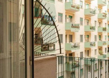 Balcone - Quadrilocale viale di Augusto, 62, Napoli (zona Fuorigrotta) - foto 18