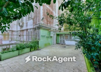 Cortile interno - Apartment via Francesco Petrarca, Napoli (neighborhood Posillipo) - photo 20