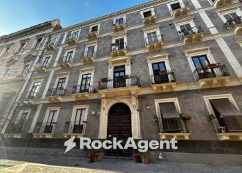 Facciata - One-room apartment via Teatro Massimo, 58, Catania - photo 3
