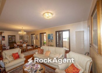 Salone - Apartment viale Italia, 2, Messina - photo 3