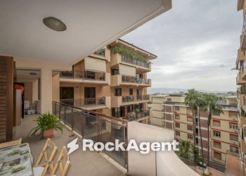 Terrazzo - Apartment viale Italia, 2, Messina - photo 7