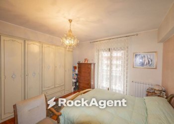 Camera da letto - Apartment viale Italia, 2, Messina - photo 25
