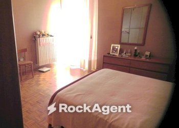 Camera da letto - Casa indipendente via Forchiusa Est, 114, Serra San Quirico - foto 8