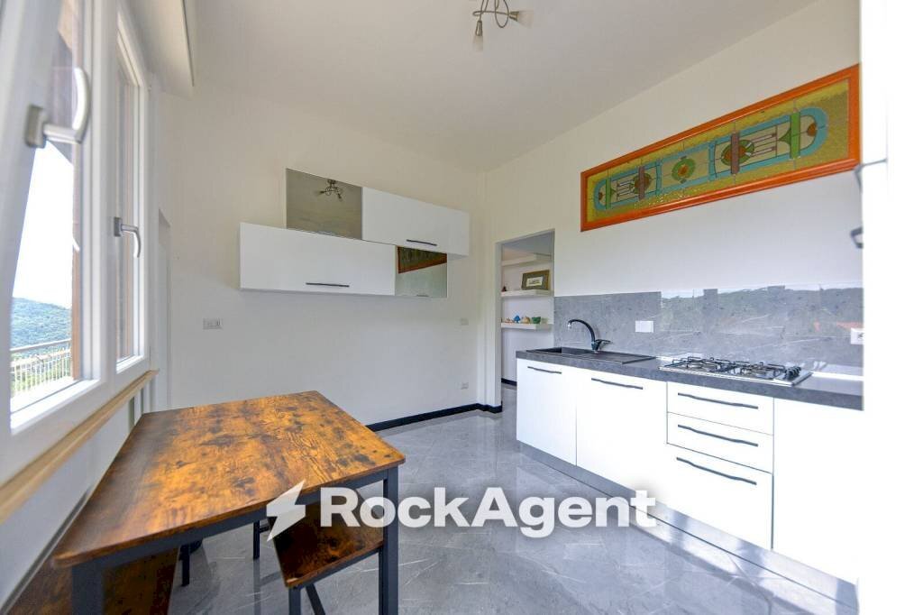 Cucina - Three-room apartment via del Poggio, 10, Varazze - photo 2