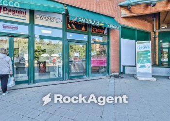 Interno non residenziale - Negozio via Amilcare Ponchielli, 23, Bologna (zona Savena) - foto 16